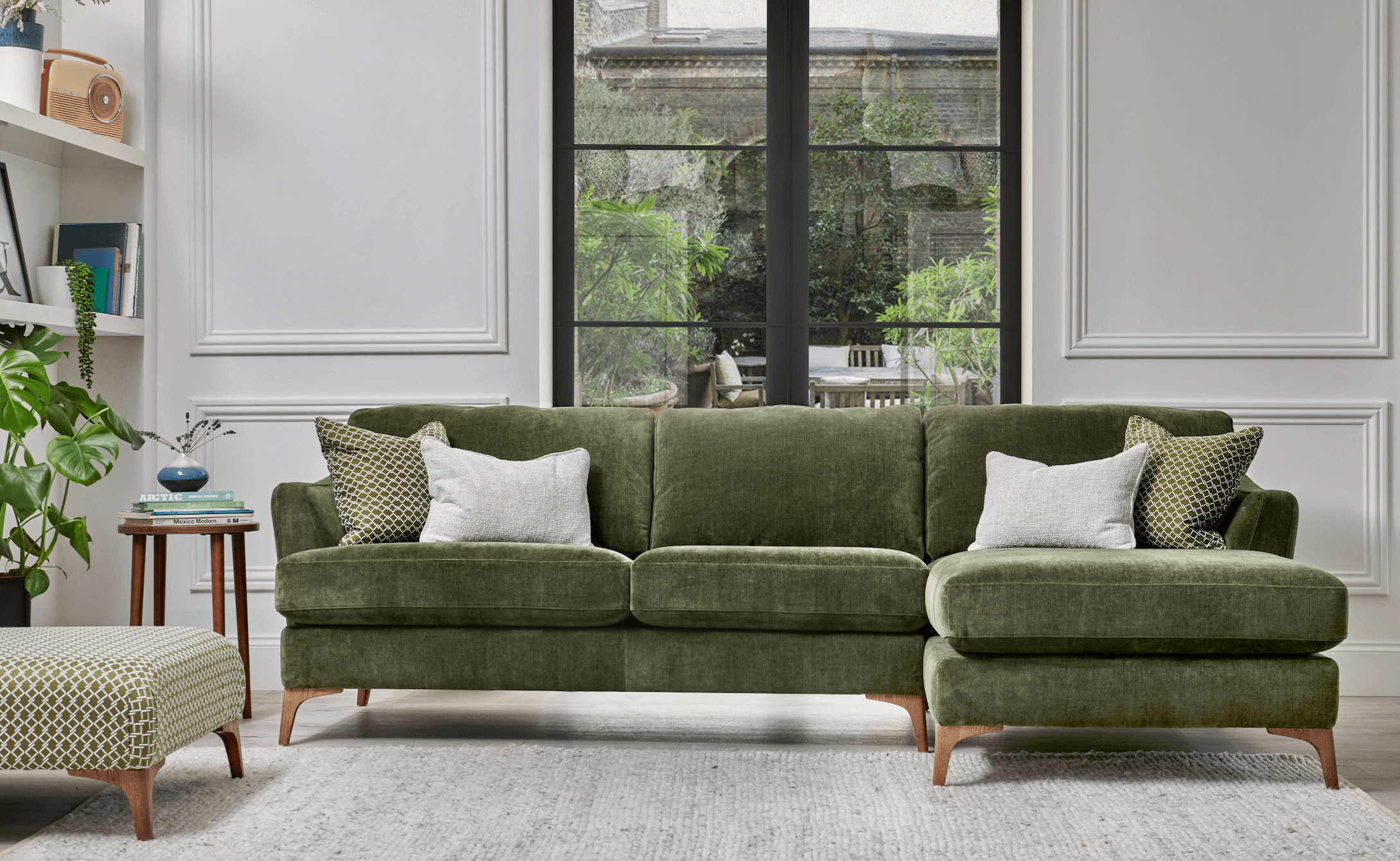 Hunter loveseat with online chaise
