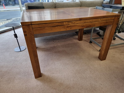 Halo Montana 4ft extending dining table