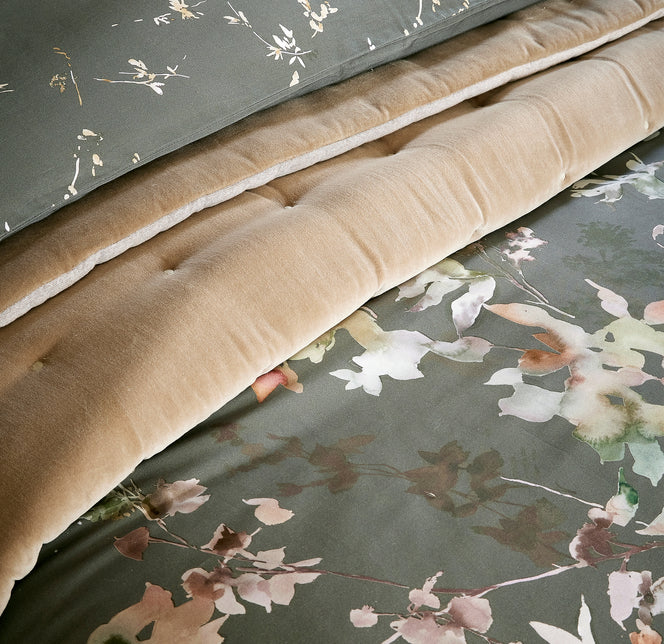 Christy Botanical Duvet Set