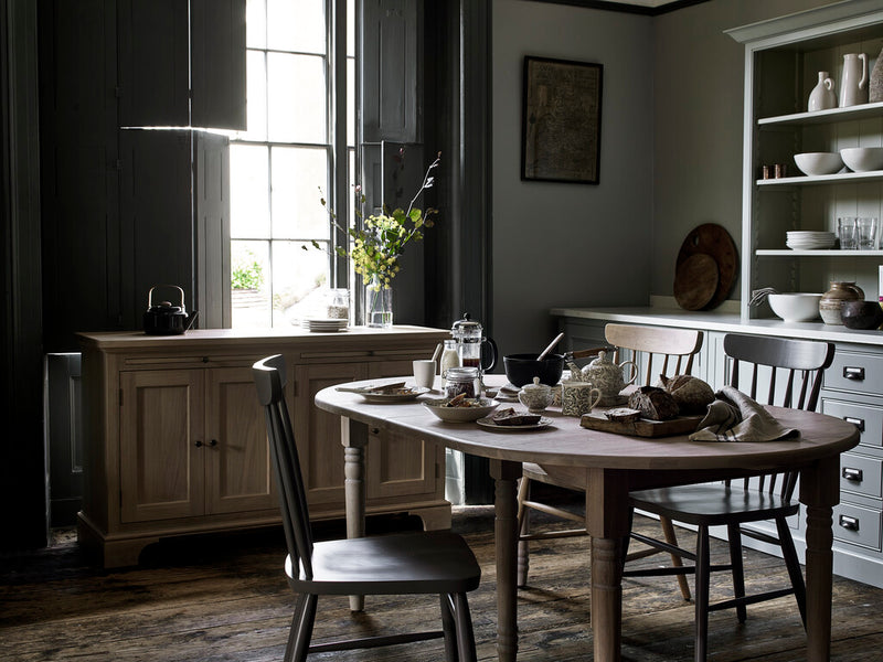 Neptune Sheldrake 110-165cm Dining Table