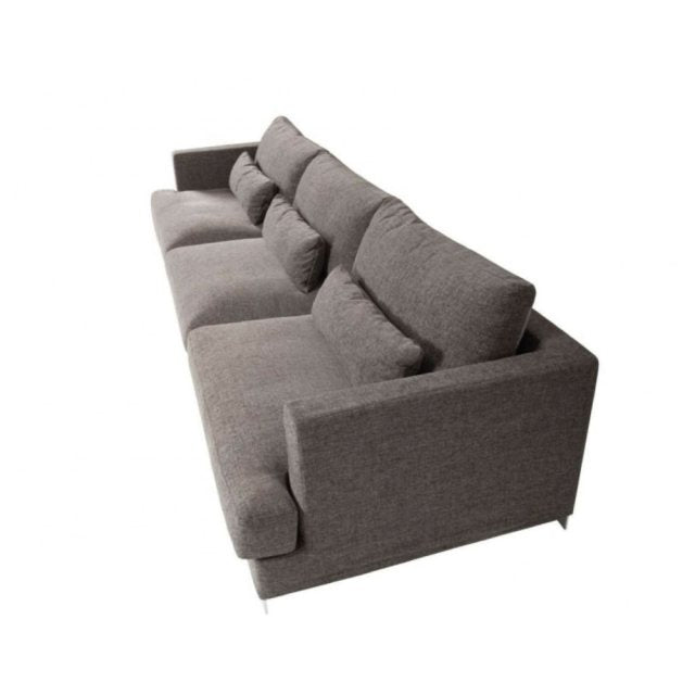 Brandon Set 1 Luxury Sofa available at Hunters Furniture Derby