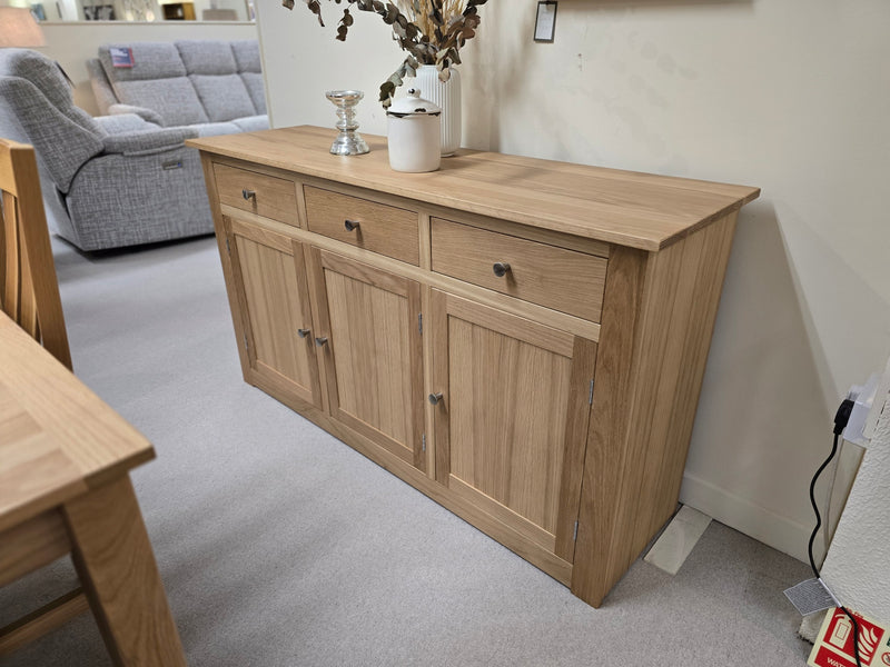 Anbercraft Elements Extending Table, 4 chairs and sideboard