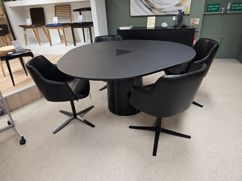 Skovby Extending Round Table with 4 Swivel Chairs